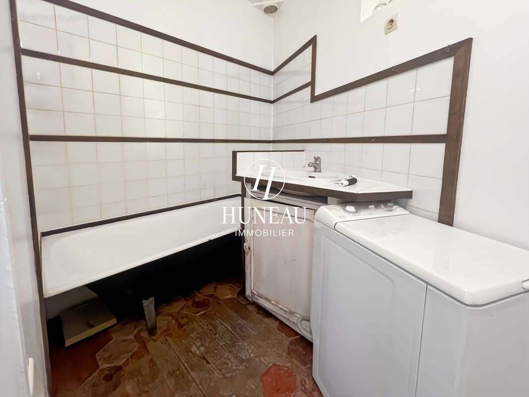 Appartement à PARIS-20E