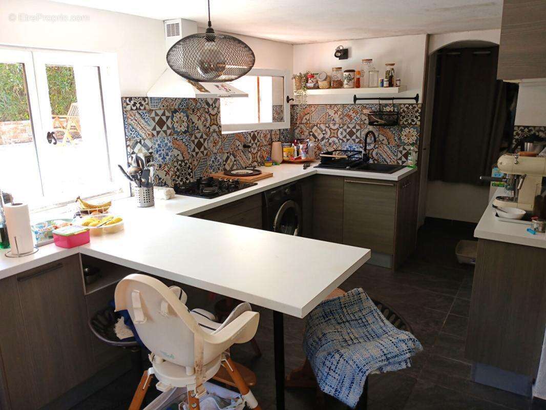 Maison à SOLLIES-TOUCAS