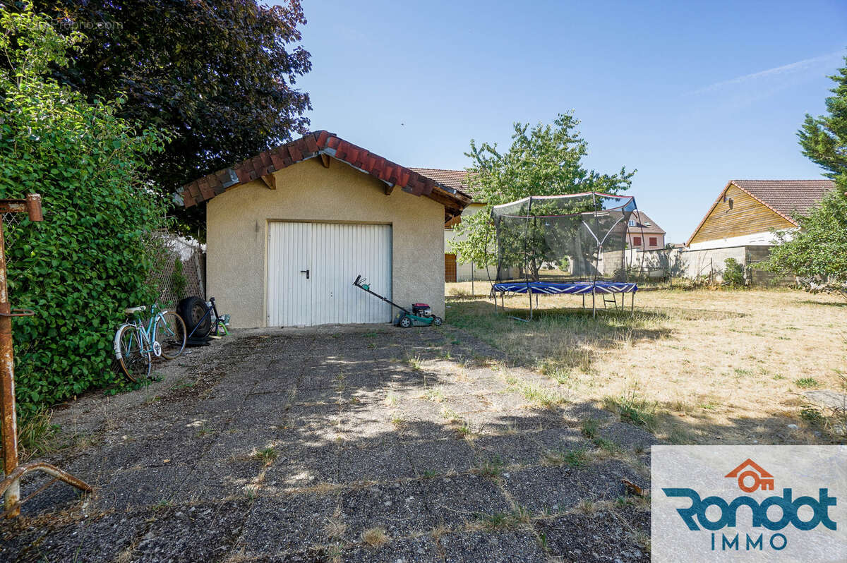 Maison 8 pieces / 7 chambres / environ 192 m2 / parcelle 601 m2 / garage - photo 16