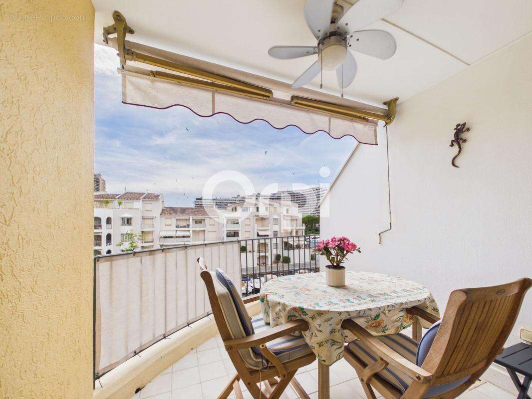 Ile cannes marina - garage et cave - lumineux - terrasse - piscine - dernier étage - photo 4
