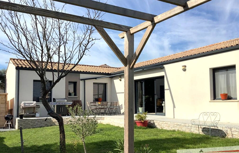 Maison à SAINT-VIVIEN