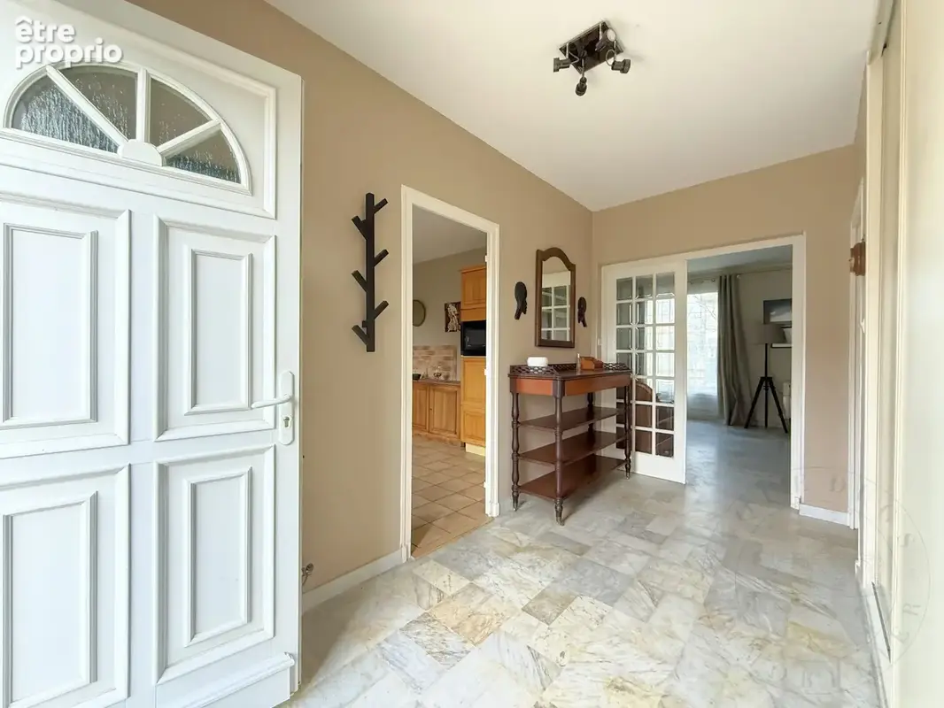 Maison 7 pièces 161 m² à vendre à Chaponost (69630) - photo 2