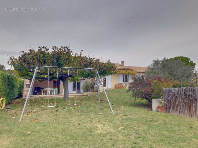 Maison à PERTUIS