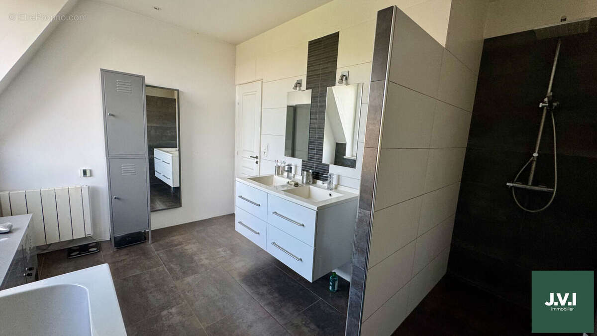 Maison à ENGHIEN-LES-BAINS