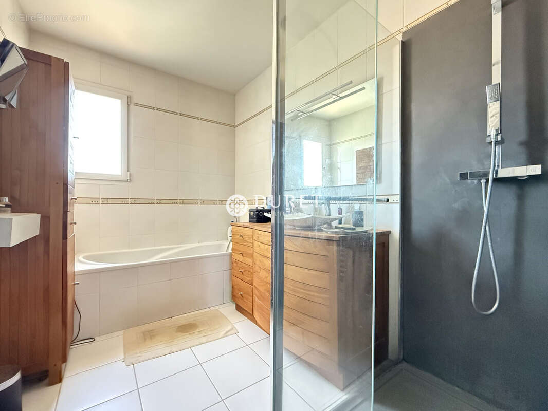 Maison à LA CHAPELLE-HEULIN