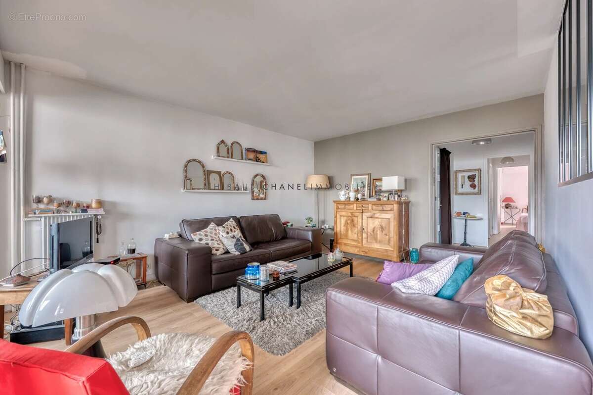 Appartement à PARIS-20E