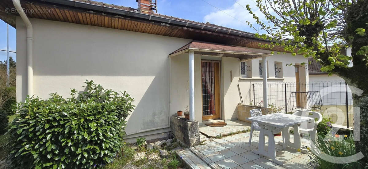Maison à LE CREUSOT