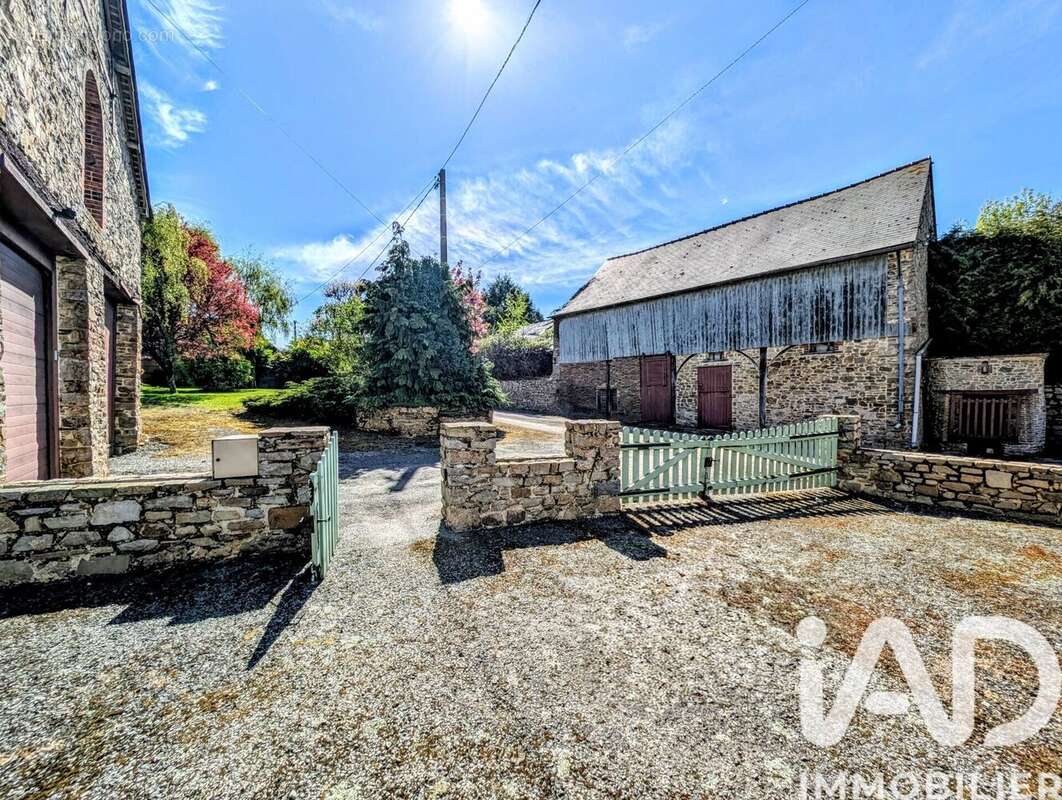 Photo 3 - Maison à MARTIGNE-FERCHAUD