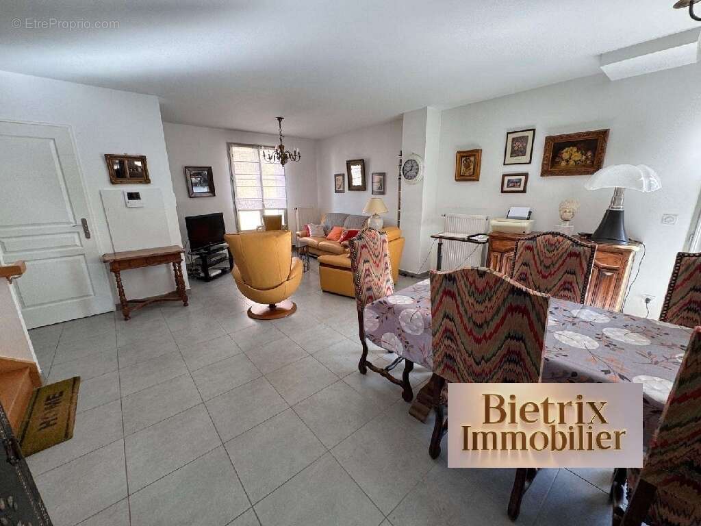 Maison à L&#039;ISLE-ADAM