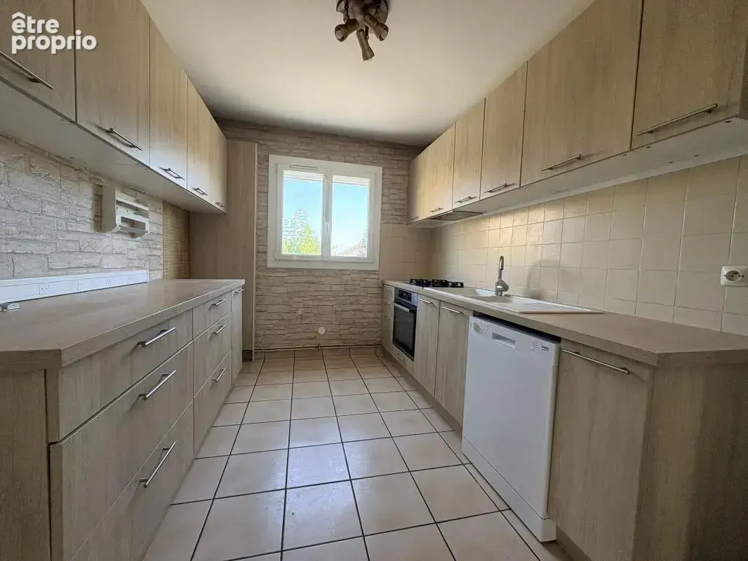 Maison 5 pièces 98 m² à vendre à Vaulx-Milieu (38090) - photo 9