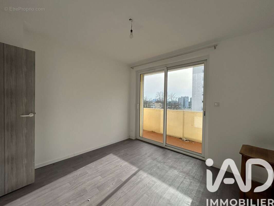 Photo 8 - Appartement à SAINT-QUENTIN