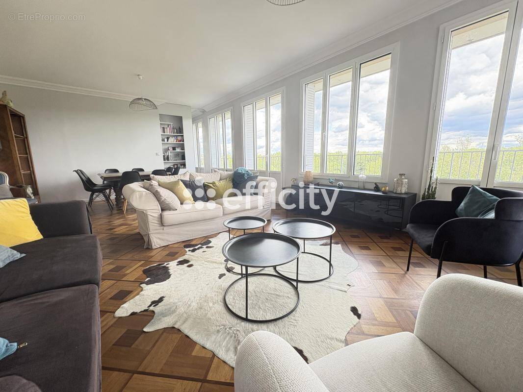 Appartement à CALUIRE-ET-CUIRE