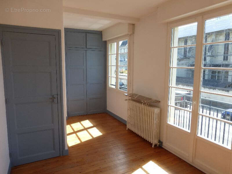 Saumur centre - photo 16