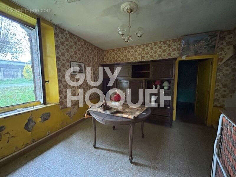 Maison à BARBONNE-FAYEL