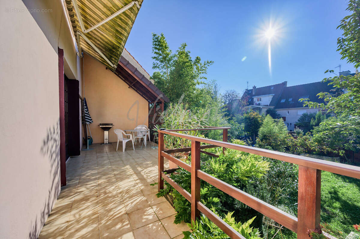 Maison à CONFLANS-SAINTE-HONORINE