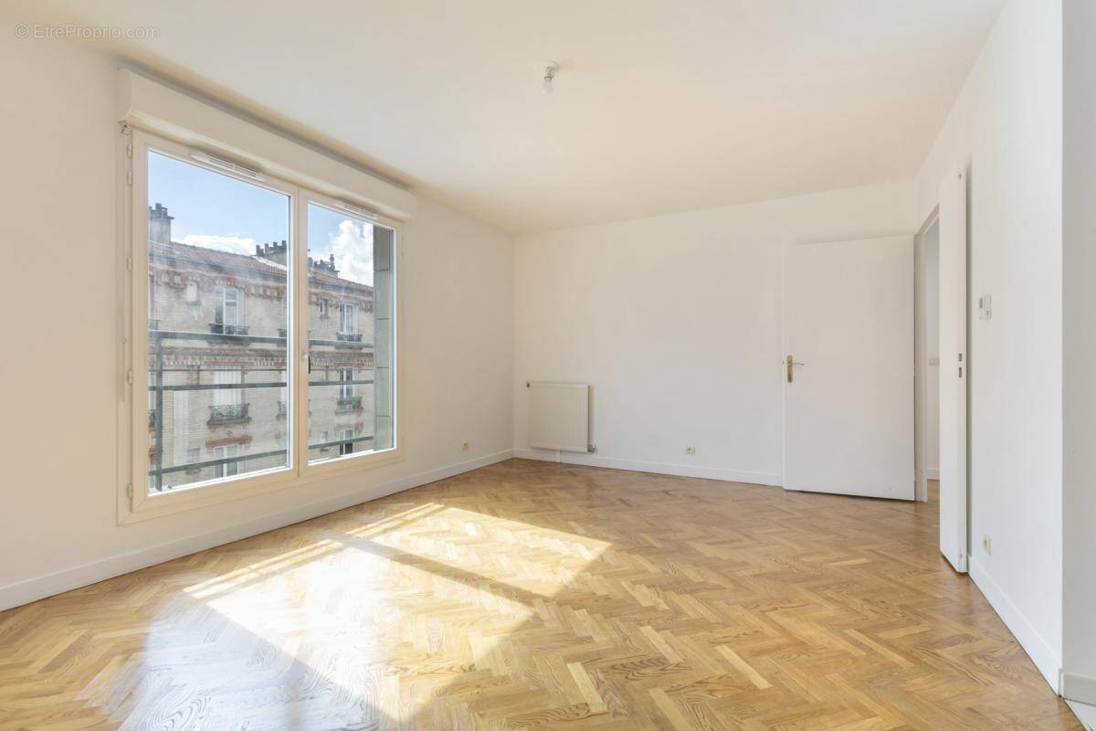 Appartement à CLICHY