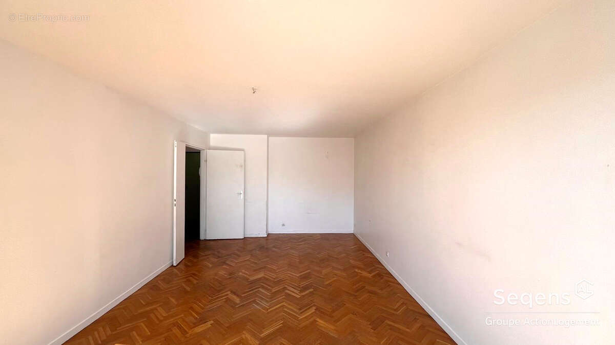 Appartement à LE KREMLIN-BICETRE
