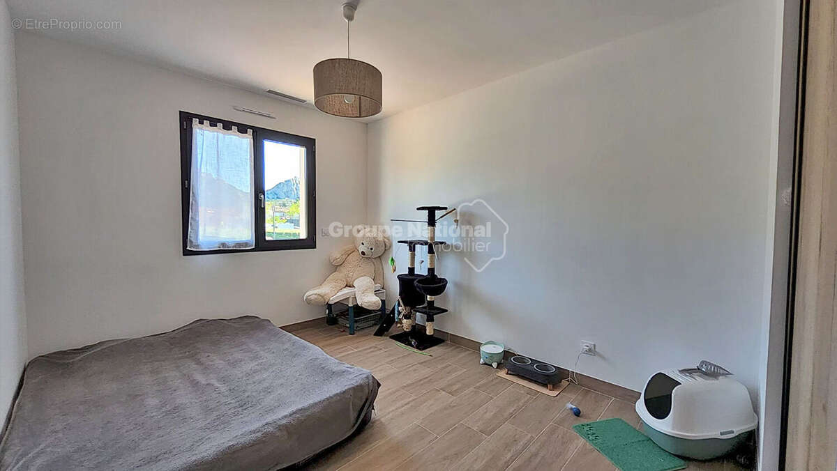 Maison Les Pennes Mirabeau 4 pièce(s) 106 m2 avec piscine et garage - photo 6