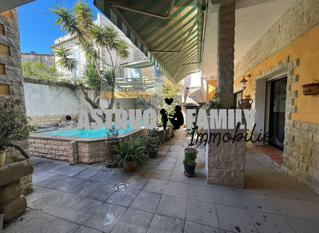 Maison à AIGUES-MORTES