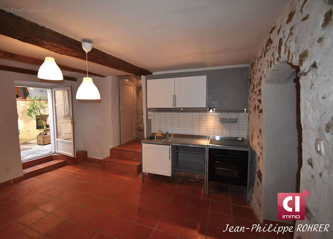 Appartement à SAINTE-ANASTASIE-SUR-ISSOLE