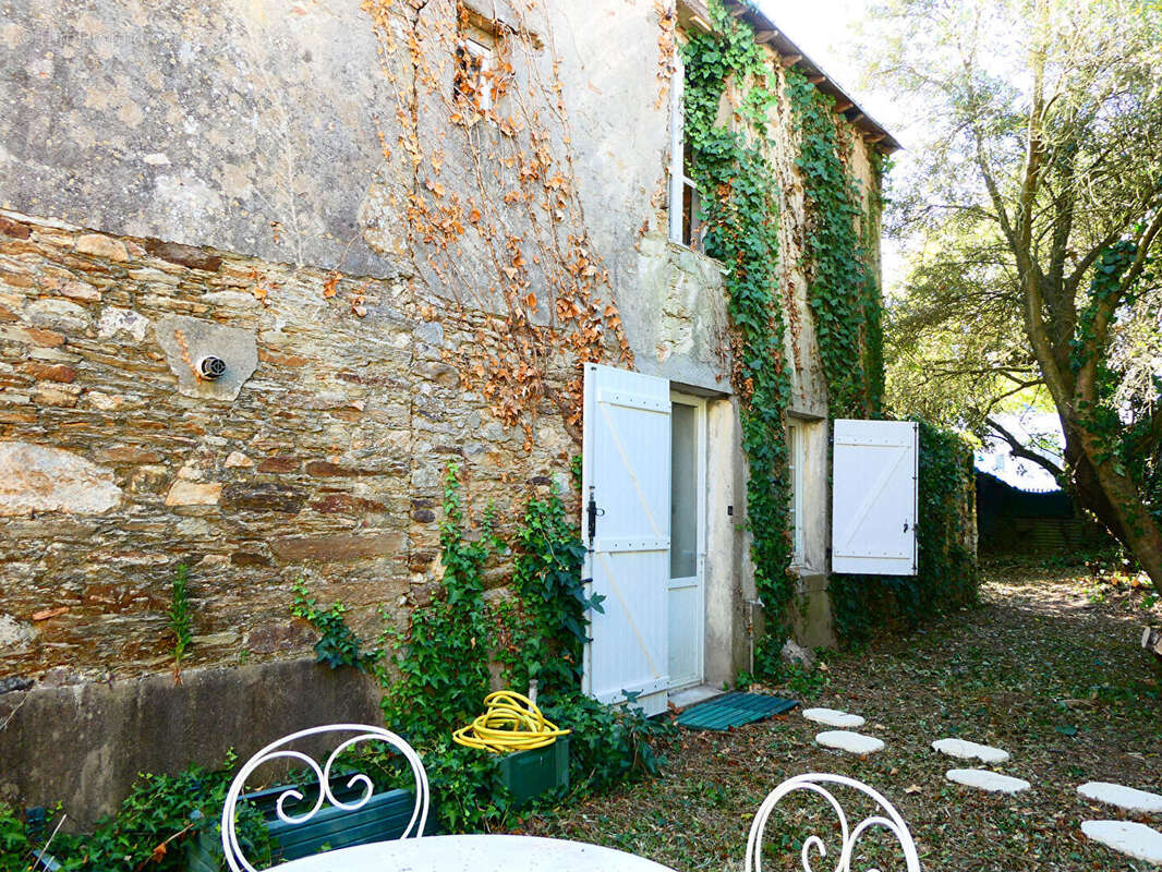 Centre-bourg - photo 17