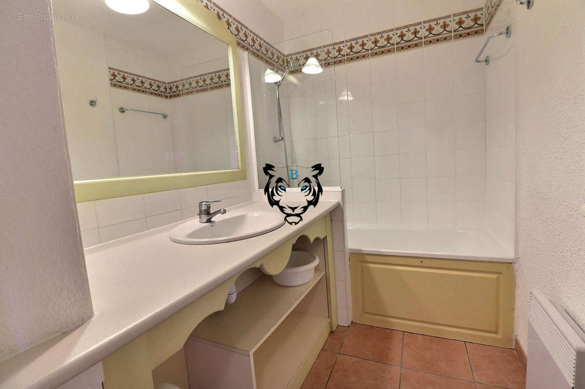 Appartement à LES ISSAMBRES