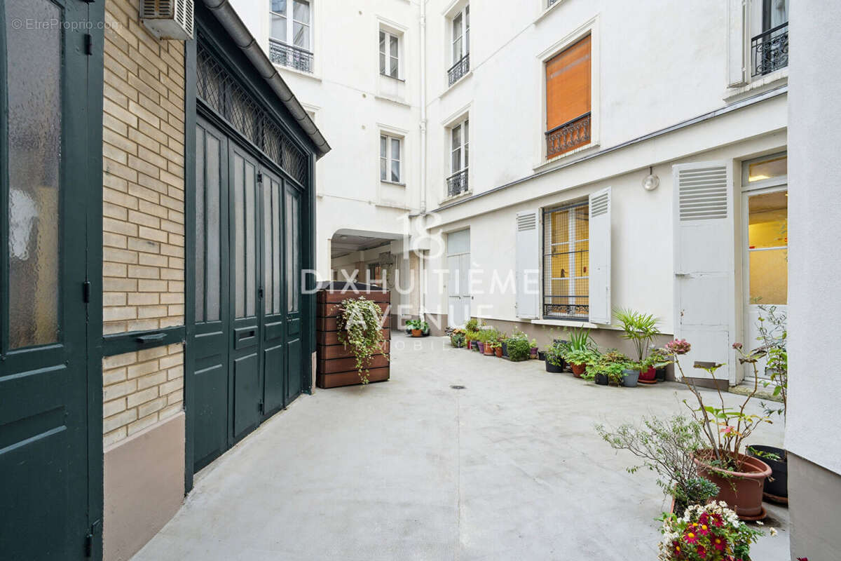 Appartement à PARIS-18E