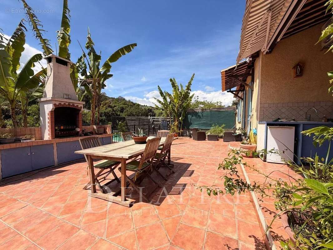 Maison à BIOT