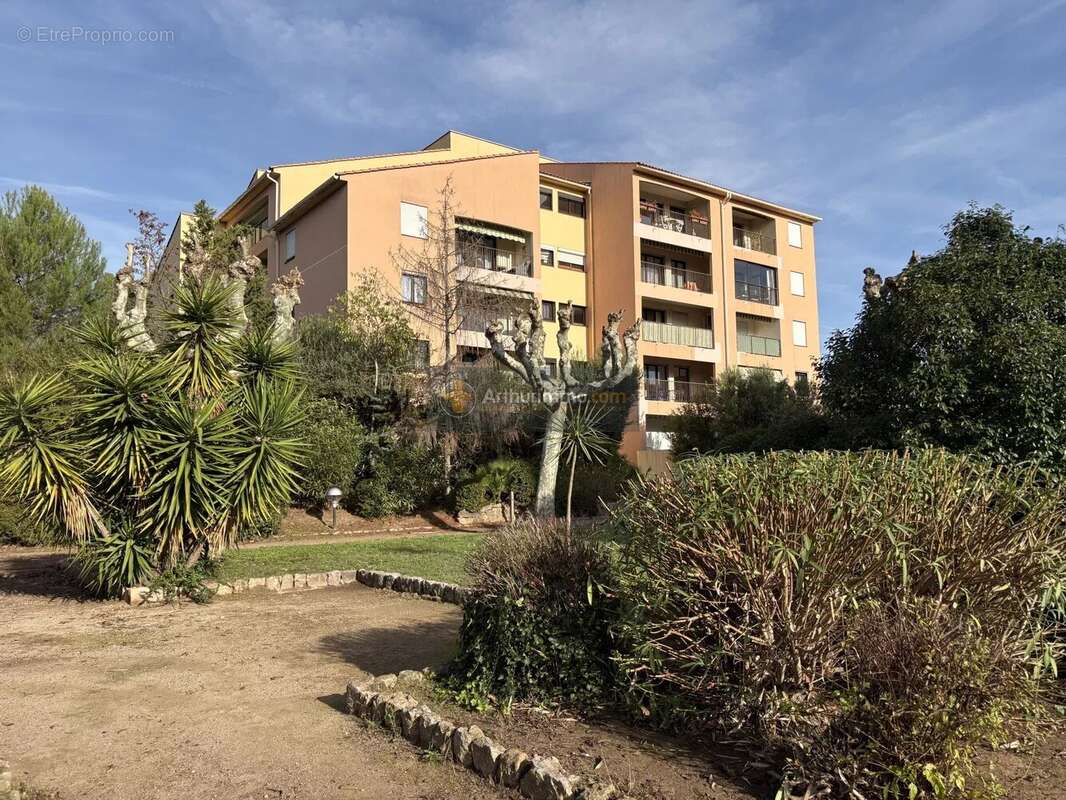 Appartement à FREJUS