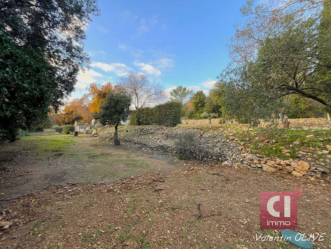 Maison à LA ROQUEBRUSSANNE