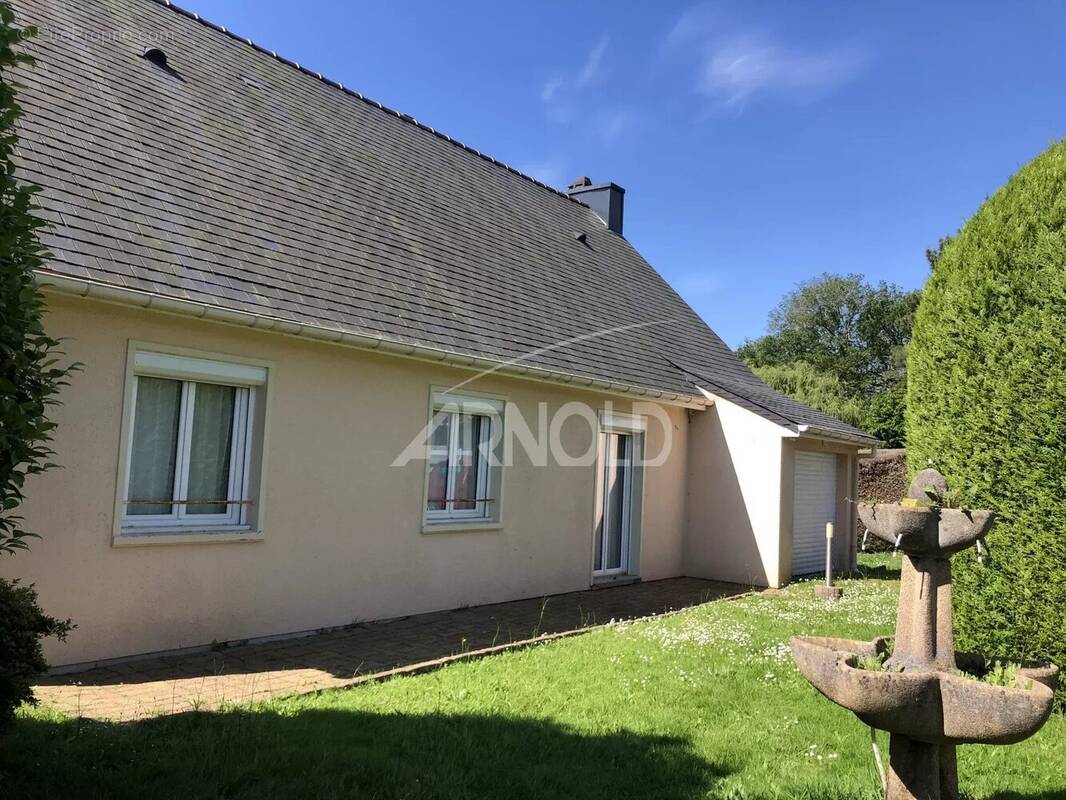 Maison à MONTERBLANC