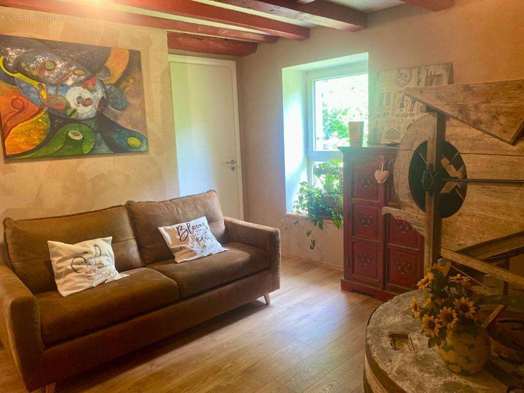 Maison à SAINT-AMOUR