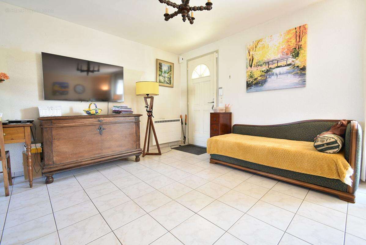 Maison T3 avec grand garage - Centre-bourg L'Aiguillon-sur-Vie - photo 5