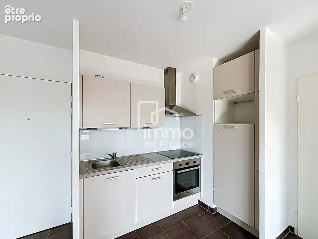 T2 à Viry tout confort avec garage au pied des commerces, à deux pas de la Suisse - photo 2