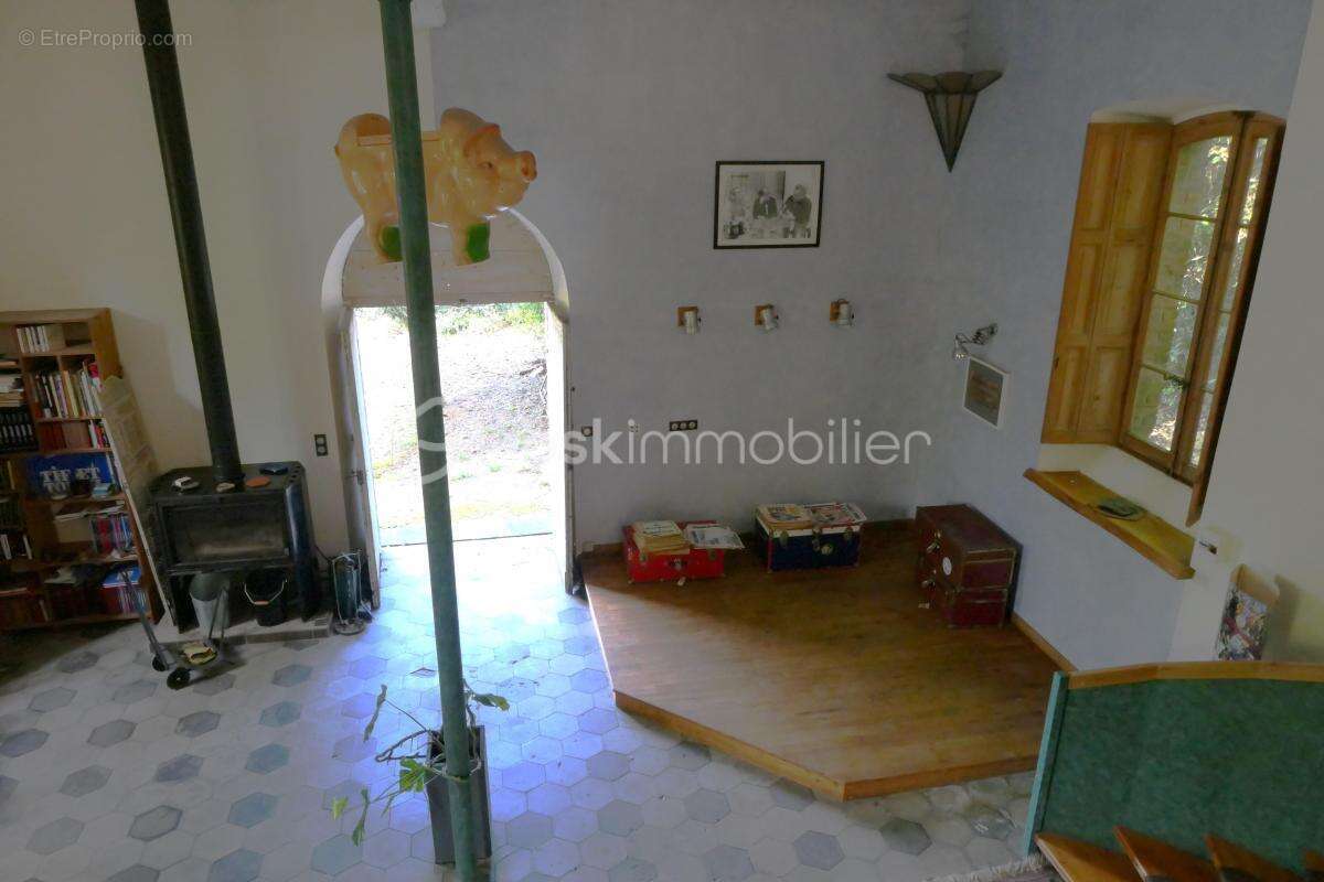 Maison à MOLIERES-SUR-CEZE