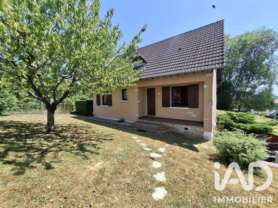 Photo 1 - Maison à BUSSY-EN-OTHE