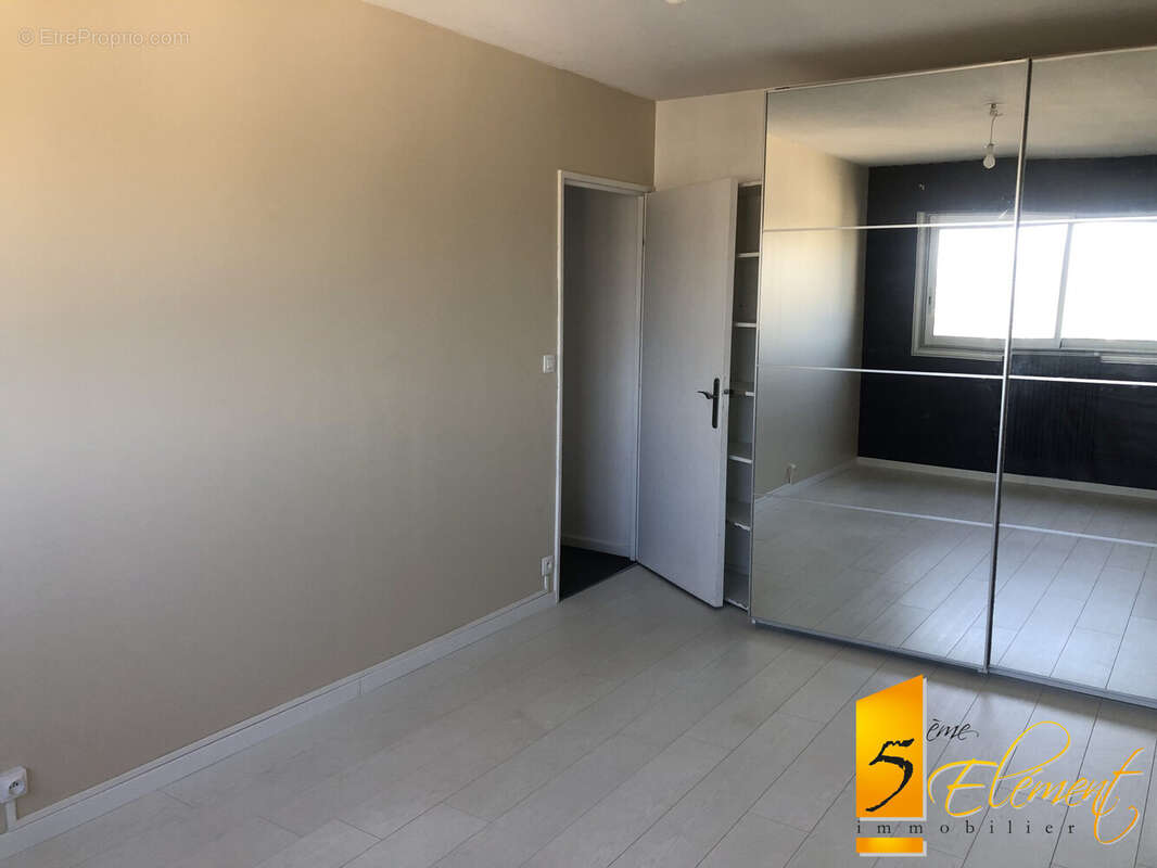 Appartement à TASSIN-LA-DEMI-LUNE