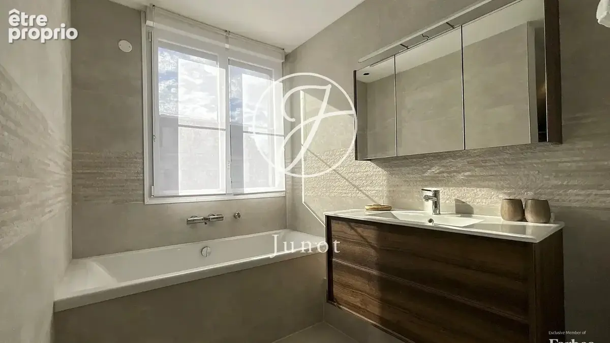 Wasquehal - CENTRE – Maison individuelle – 6 pièces - 145m² - 5 chambres – Jardin – Garage – - photo 6