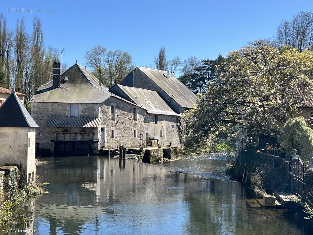 Maison à VERTEUIL-SUR-CHARENTE