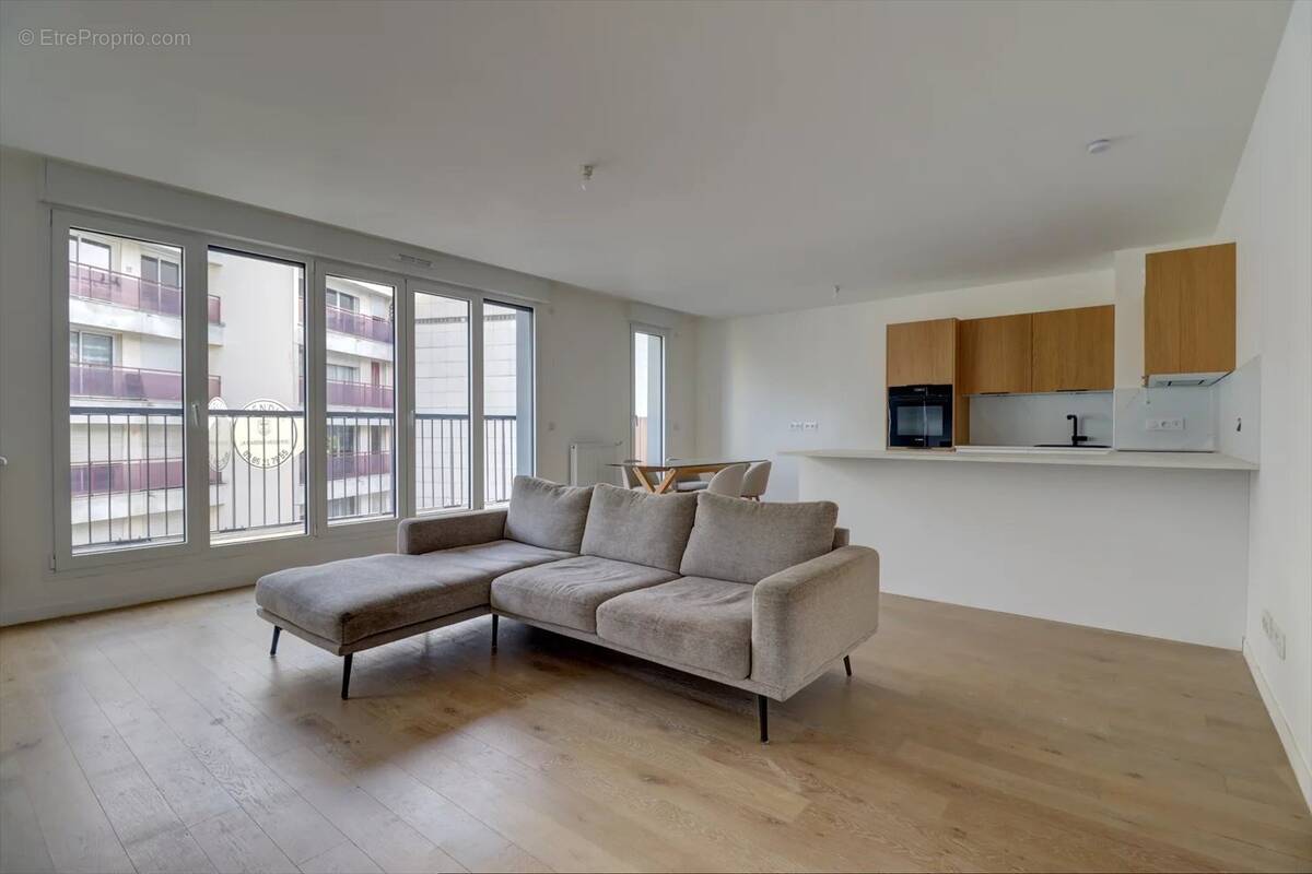 Appartement à PARIS-19E