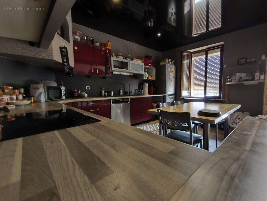 Maison à AILLEVILLERS-ET-LYAUMONT