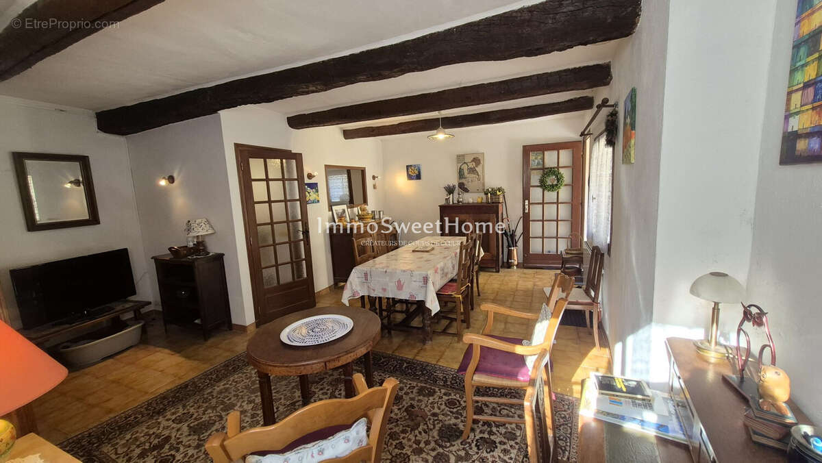 Maison à MIRABEL-AUX-BARONNIES