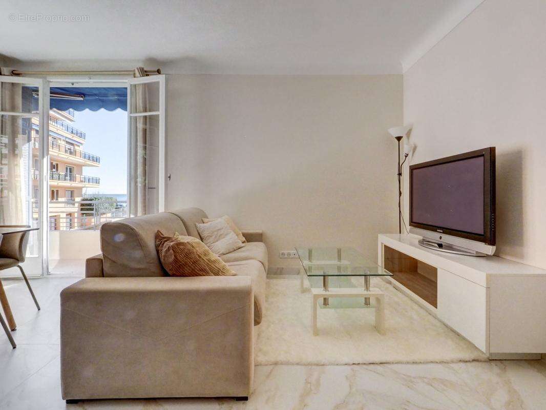 Appartement à ROQUEBRUNE-CAP-MARTIN