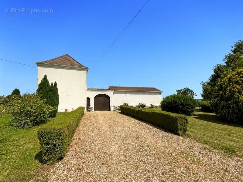 Dept de la Vienne (86) A vendre Propriété à vendre 5 pièces SERIGNY (86) - photo 17