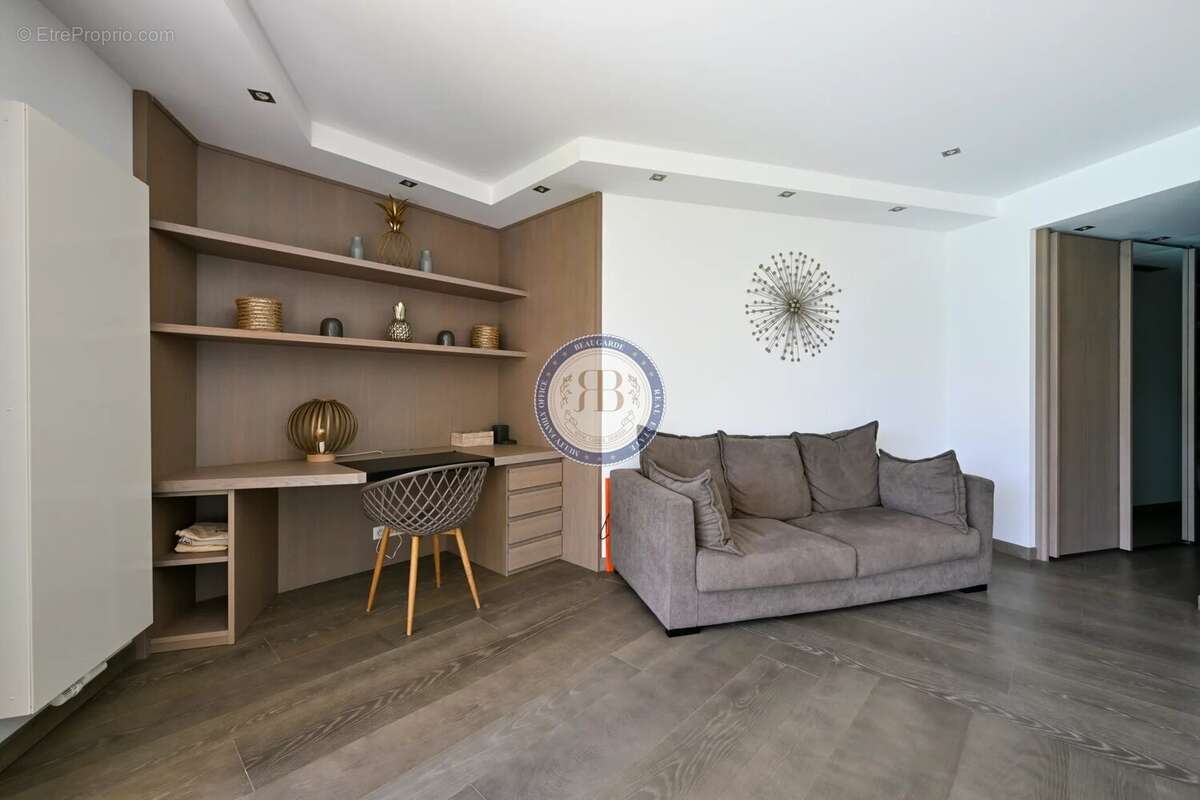 Maison à MOUGINS