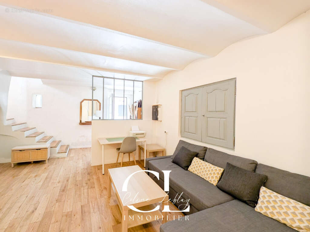 Maison à MEYRARGUES