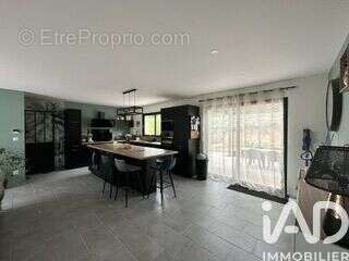 Maison 104 m² à Saint-Vincent  - photo 6