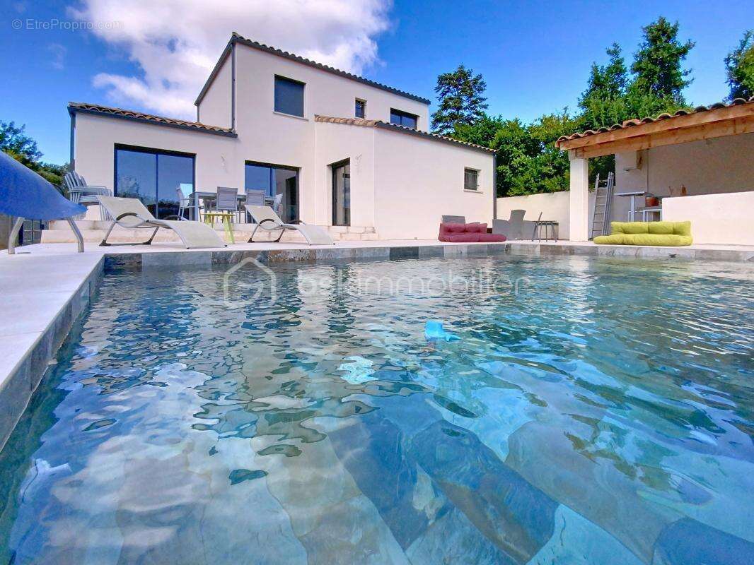 Maison à CUXAC-D&#039;AUDE