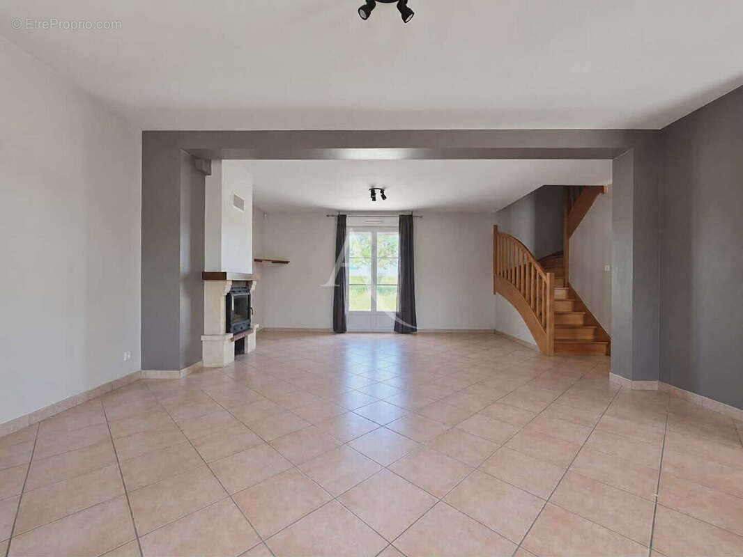 Maison à MARINES