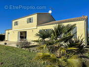 Maison à CHAMPAGNOLLES